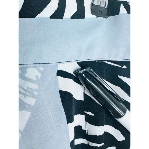 Ellen Tracy Women’s Size 2 Skirt Geometric Print Blue Black White Pockets clean - Picture 9 of 9